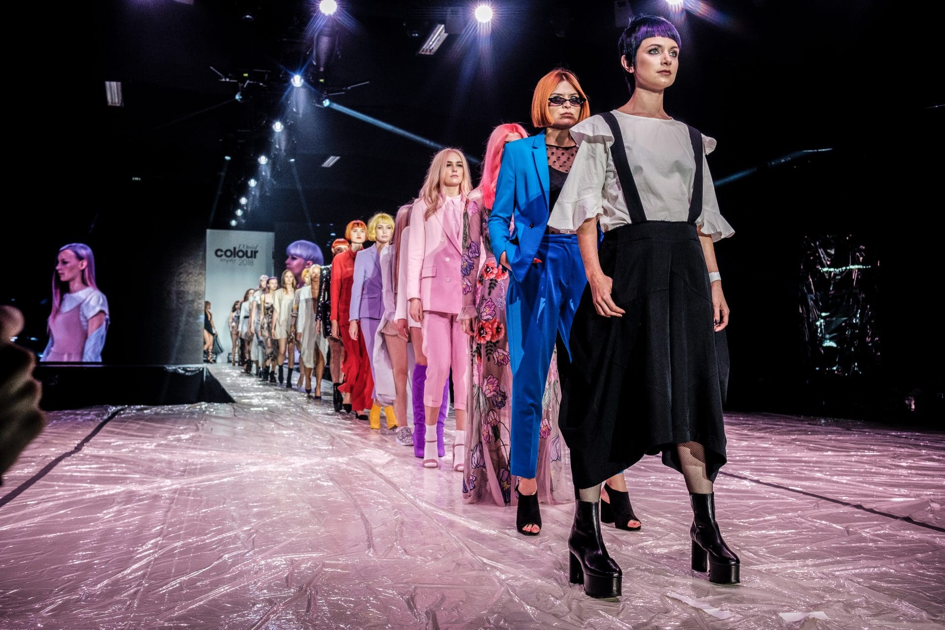 Event_Concept_LOreal_trophy (1) Models going down the runway at L'Oreal Colour awards 2018, produced by EC, Event Concept, an event production and creative event agency