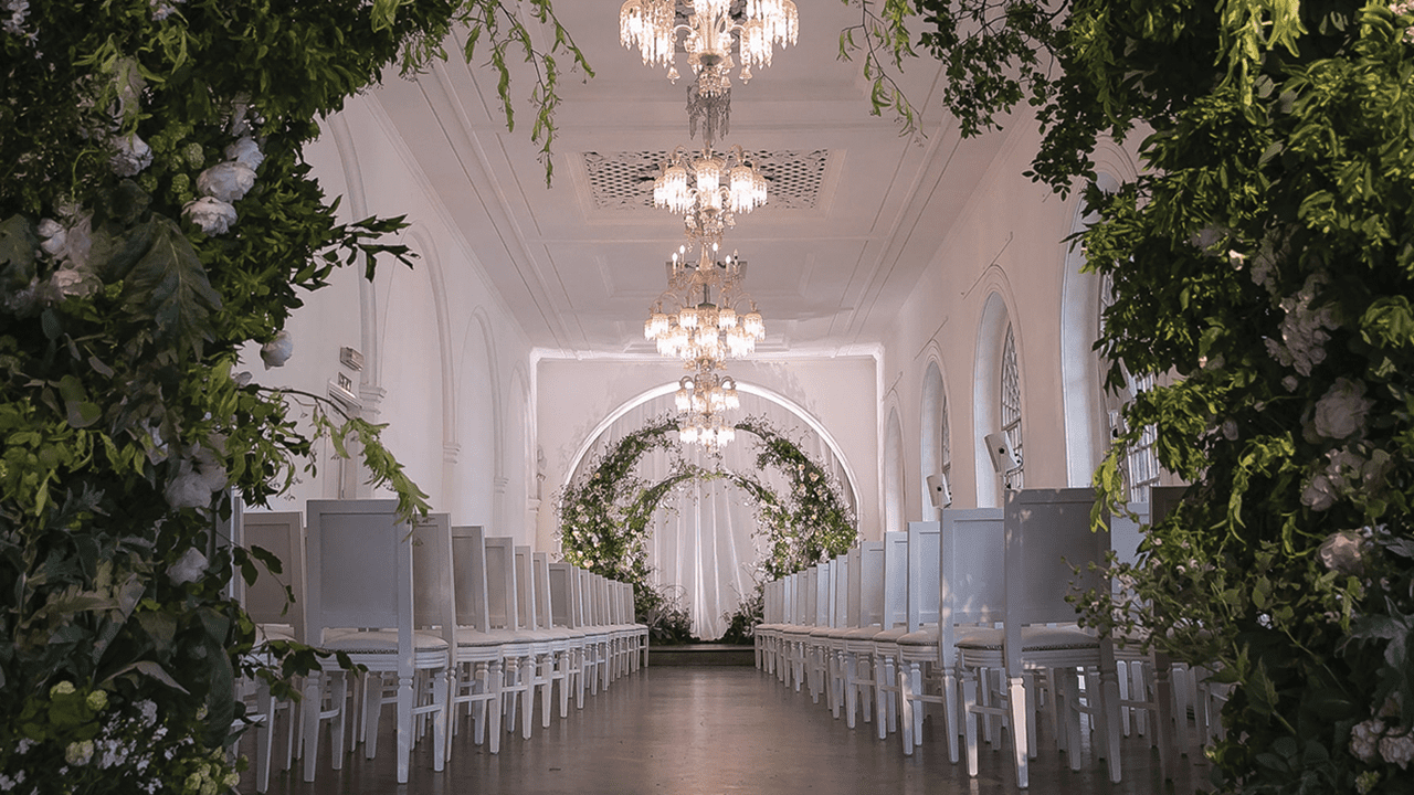 carousel-image-a-midsummer-nights-dream-one-marylebone-2-1 Midsummer Nights Dream theme wedding, traditional white wedding at One Marylebone by Event Concept and Veevers Carter, specialists in events.
